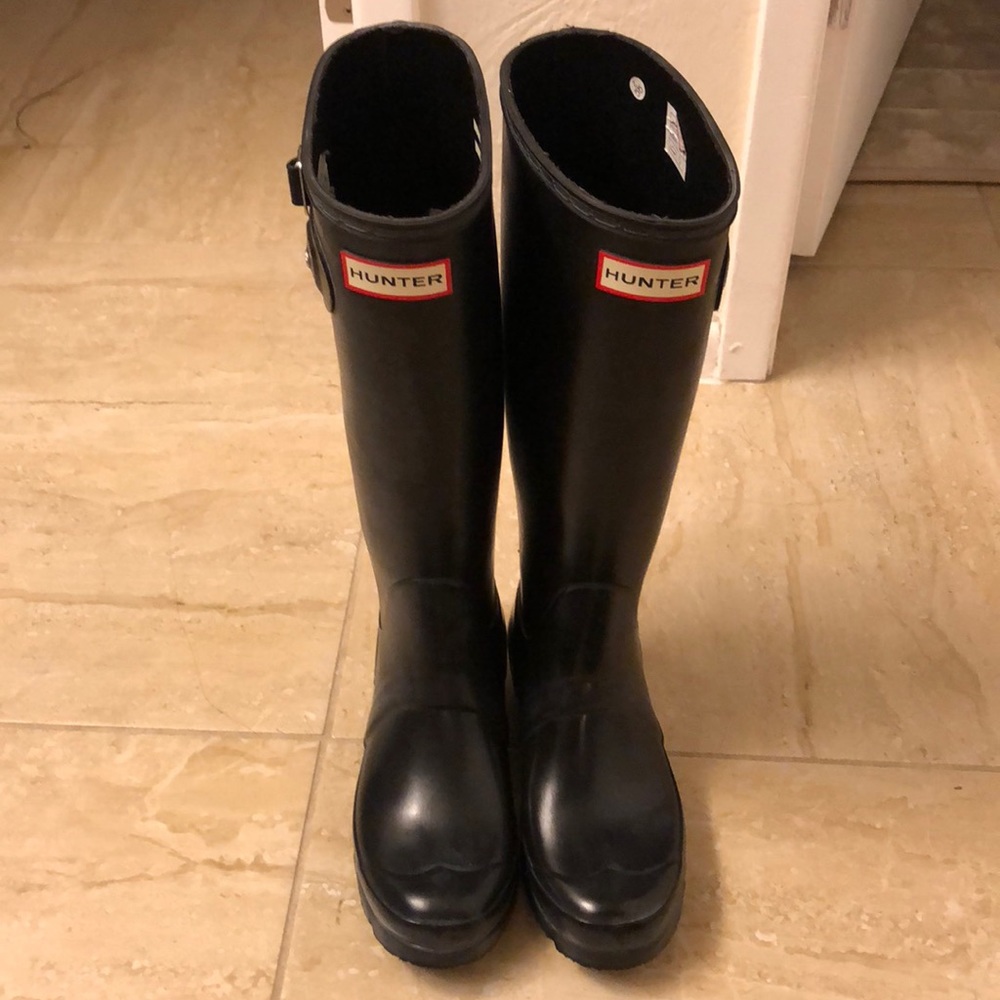 Hunter original tall Wellington rain boots black
